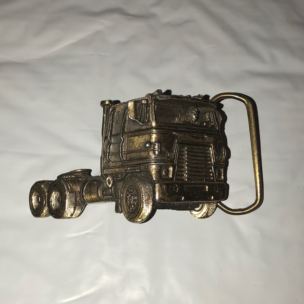🛍3 for $15 Semi-truck belt buckle